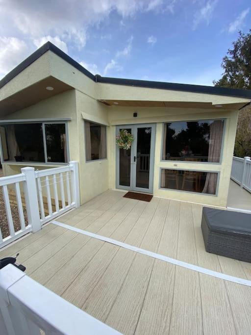 Beautiful Rural Holiday Chalet Wellingore Exterior photo